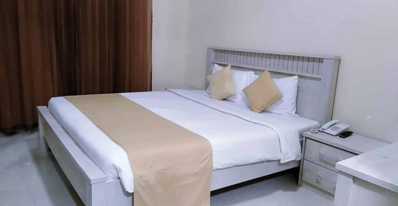 Al Khaleej Plaza Furnished Apartments Llc Ajman Eksteriør bilde