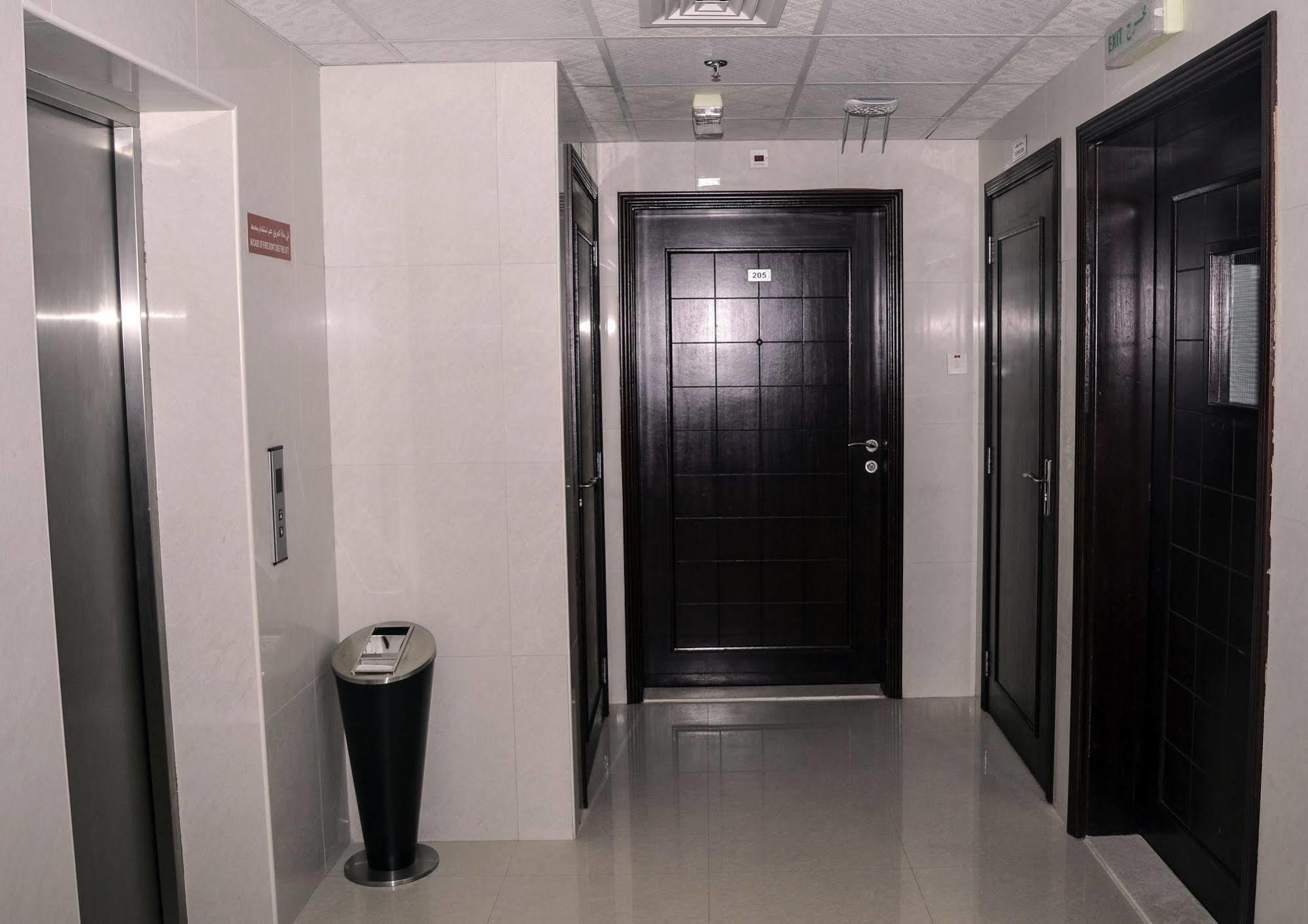 Al Khaleej Plaza Furnished Apartments Llc Ajman Eksteriør bilde
